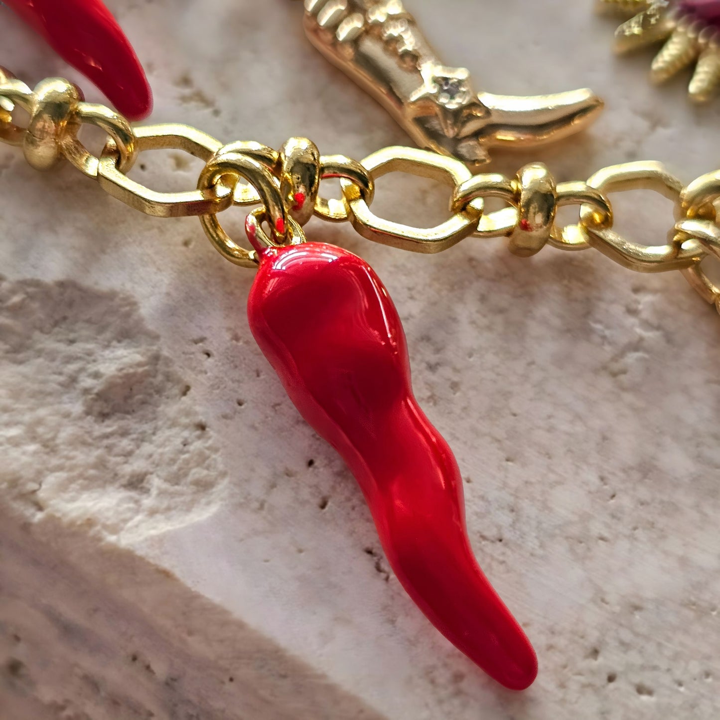 Picante Chain