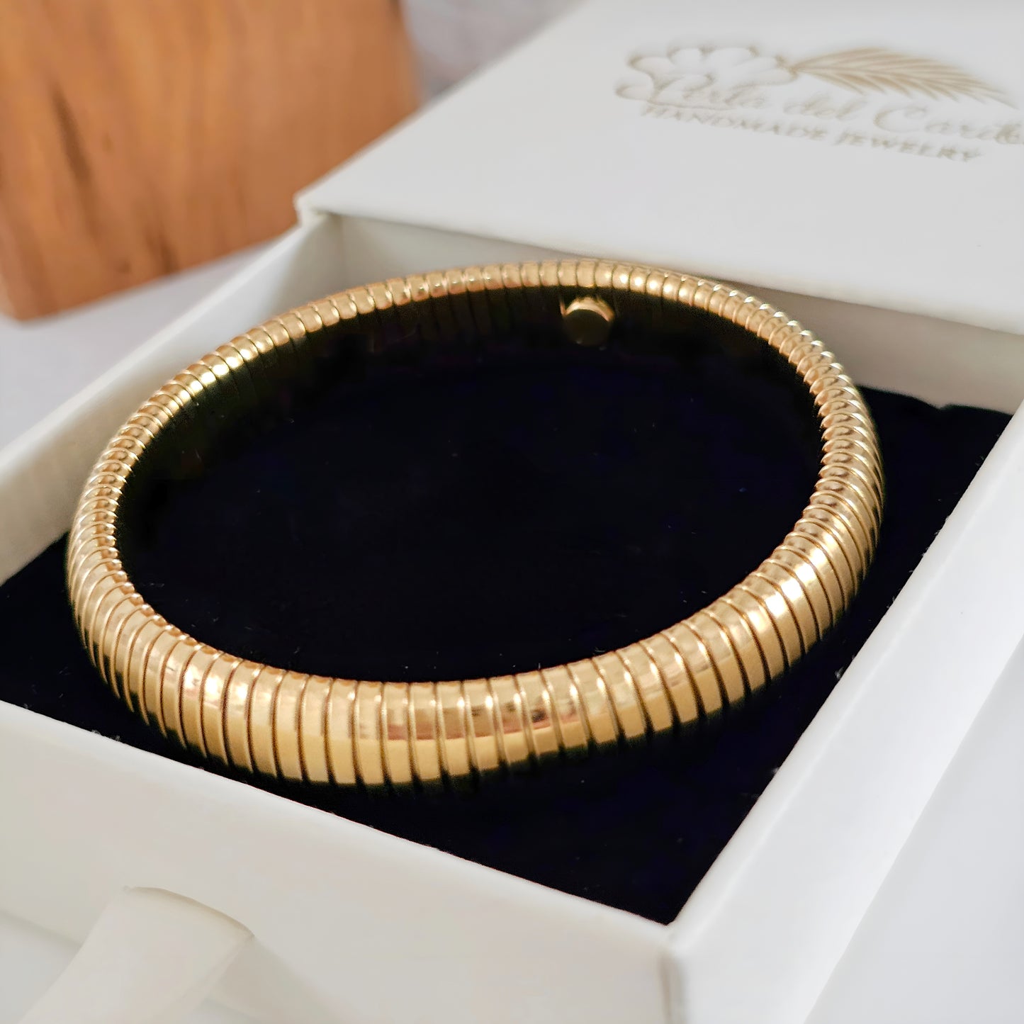 Gold Elastic Bracelet