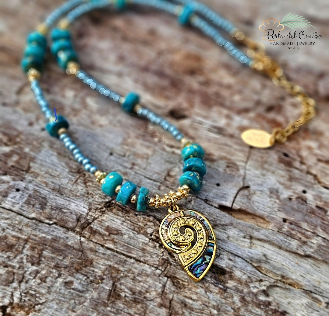 Oceano Snail Necklace