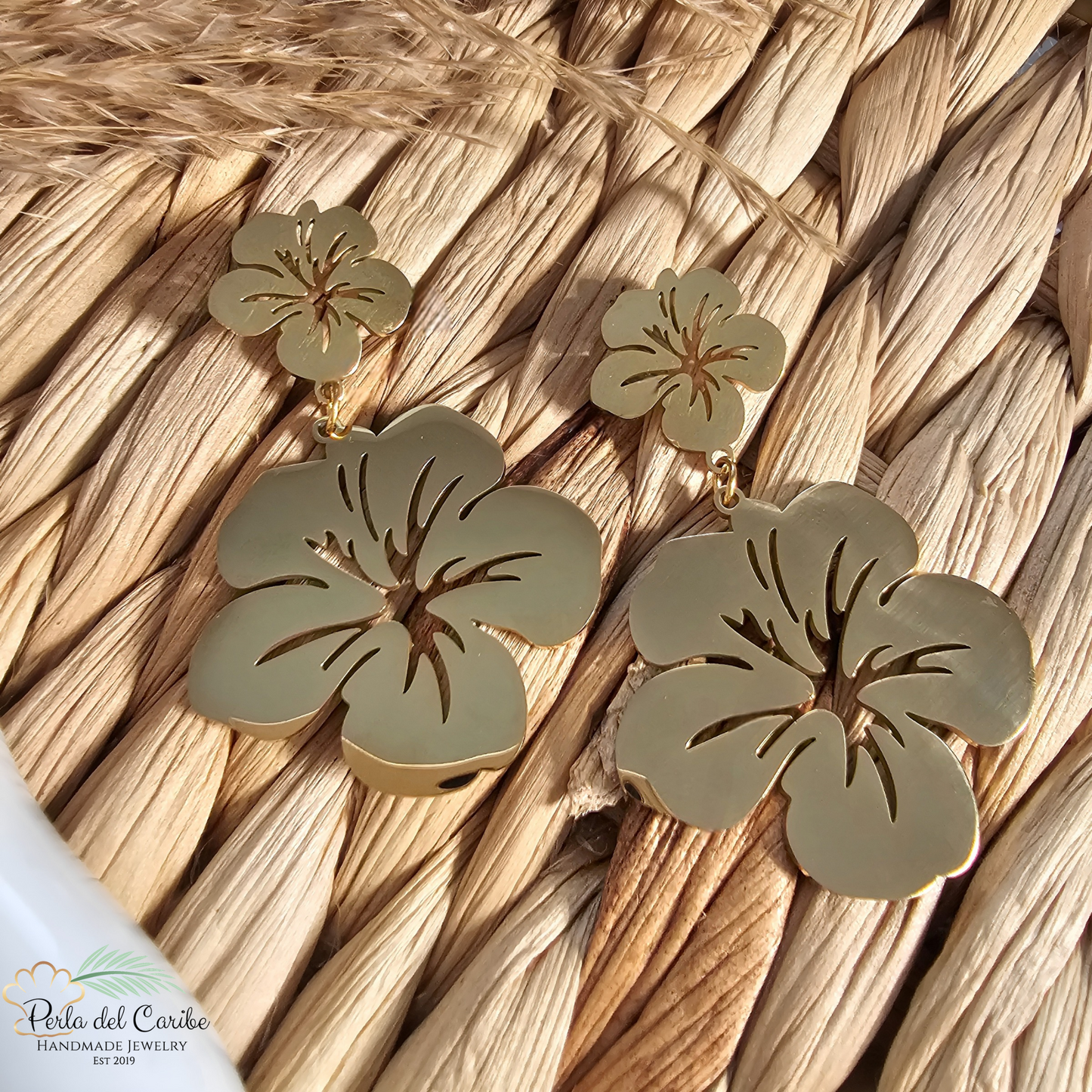 Flor de Maga Gold Earrings