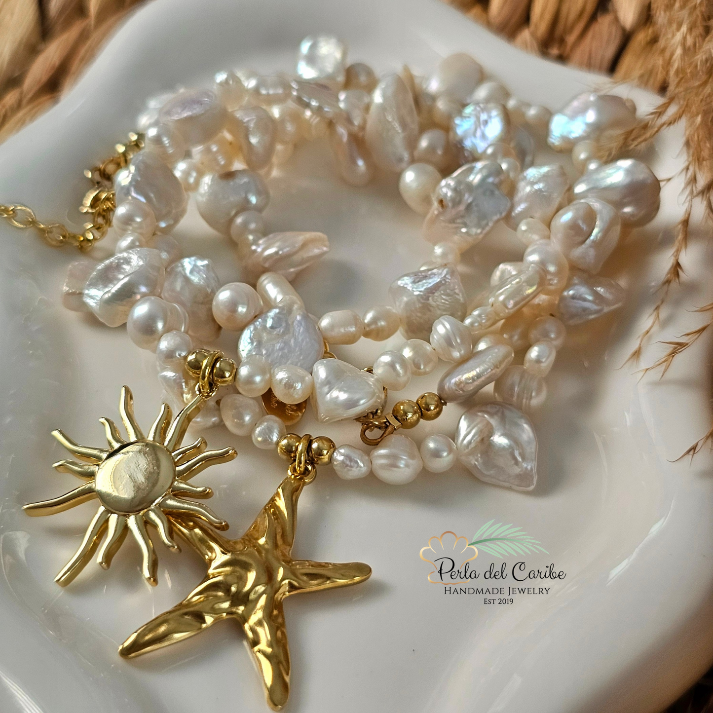Venus Pearl Necklace