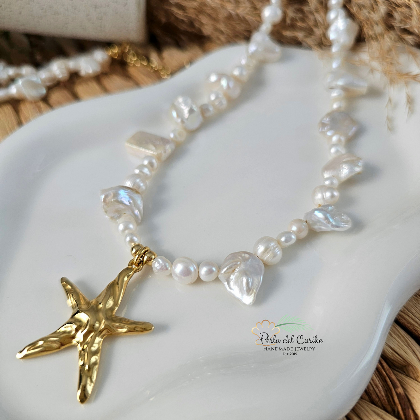 Venus Pearl Necklace
