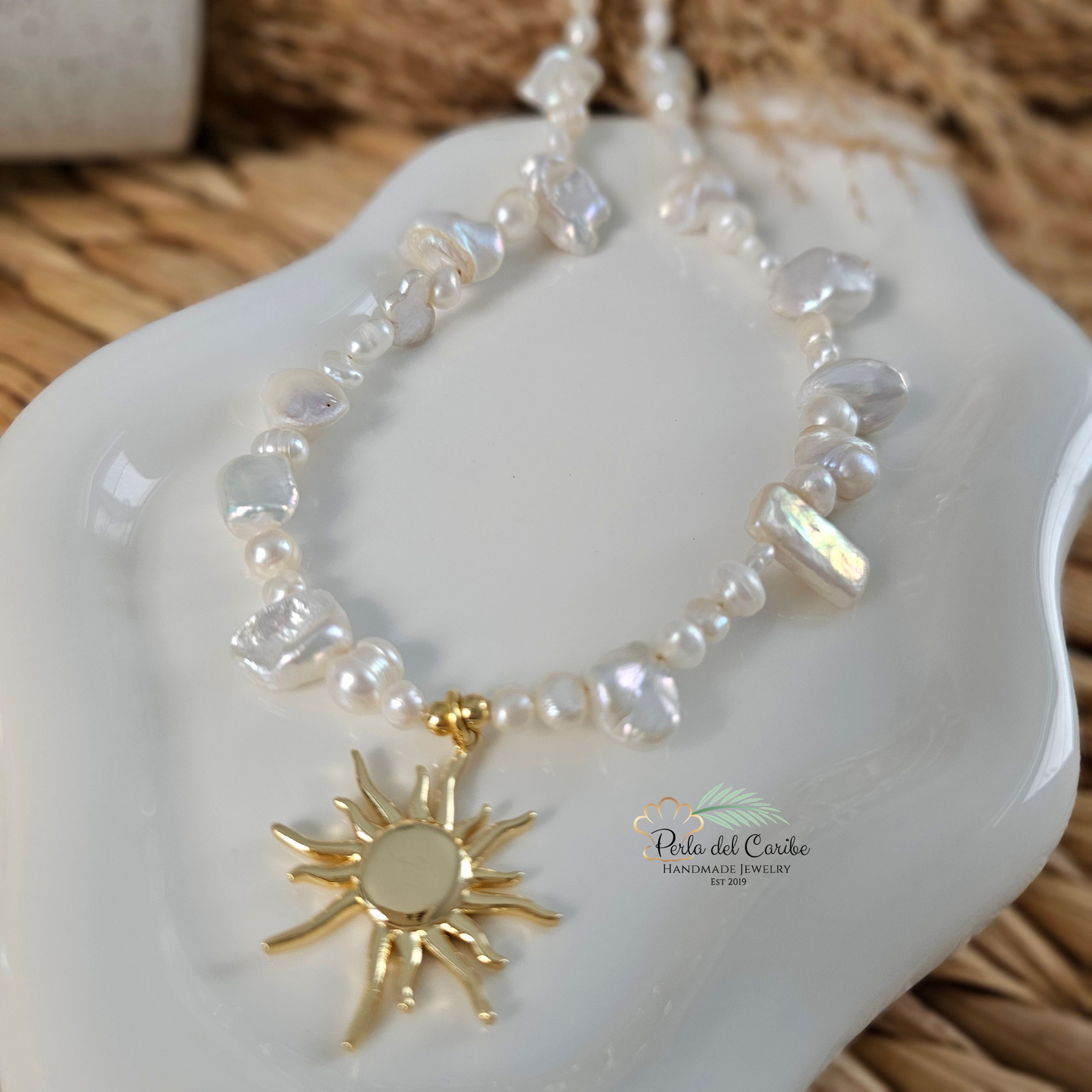 Venus Pearl Necklace