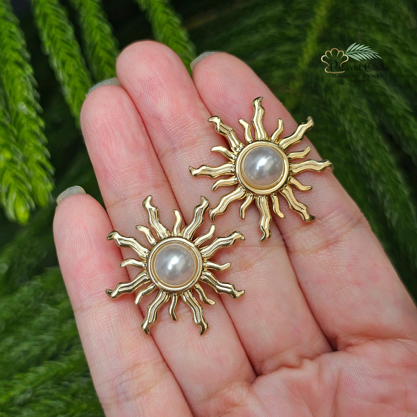 Sun Pearl Studs