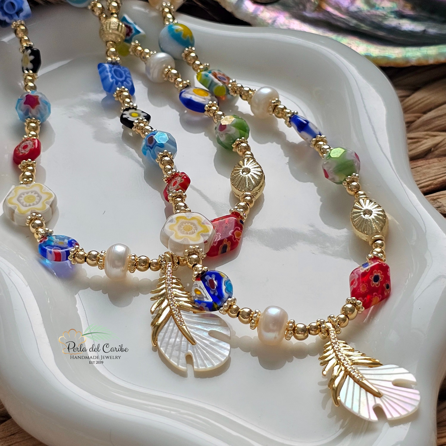 Madre Perla Feather Necklace