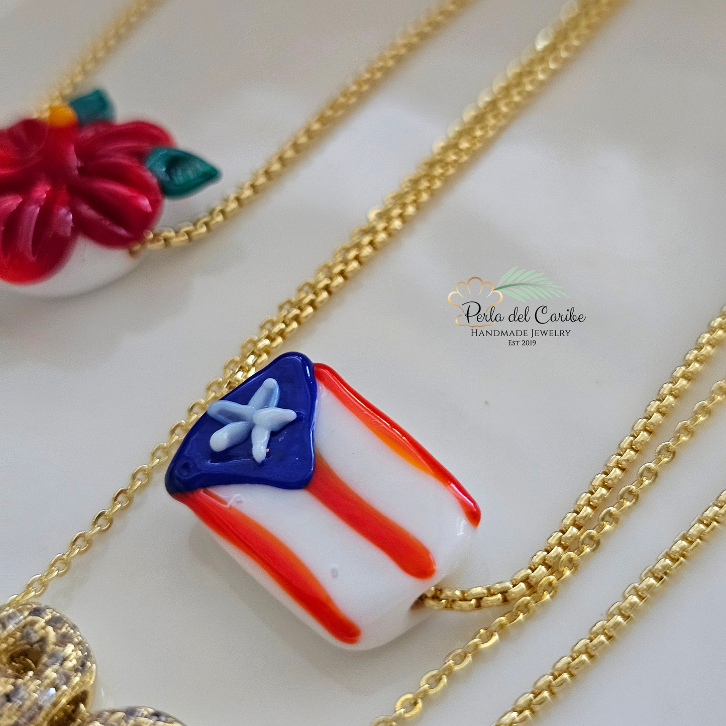 Puerto Rico Theme Chain