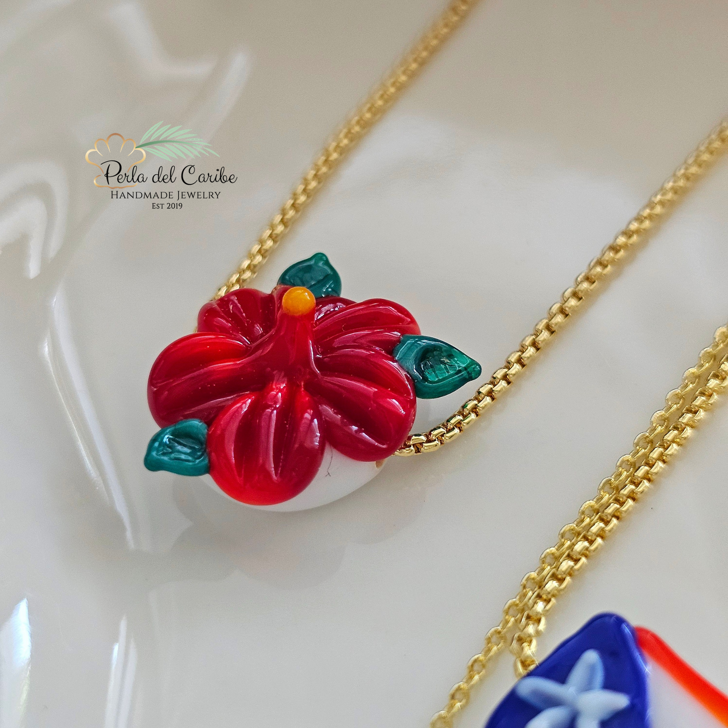 Puerto Rico Theme Chain