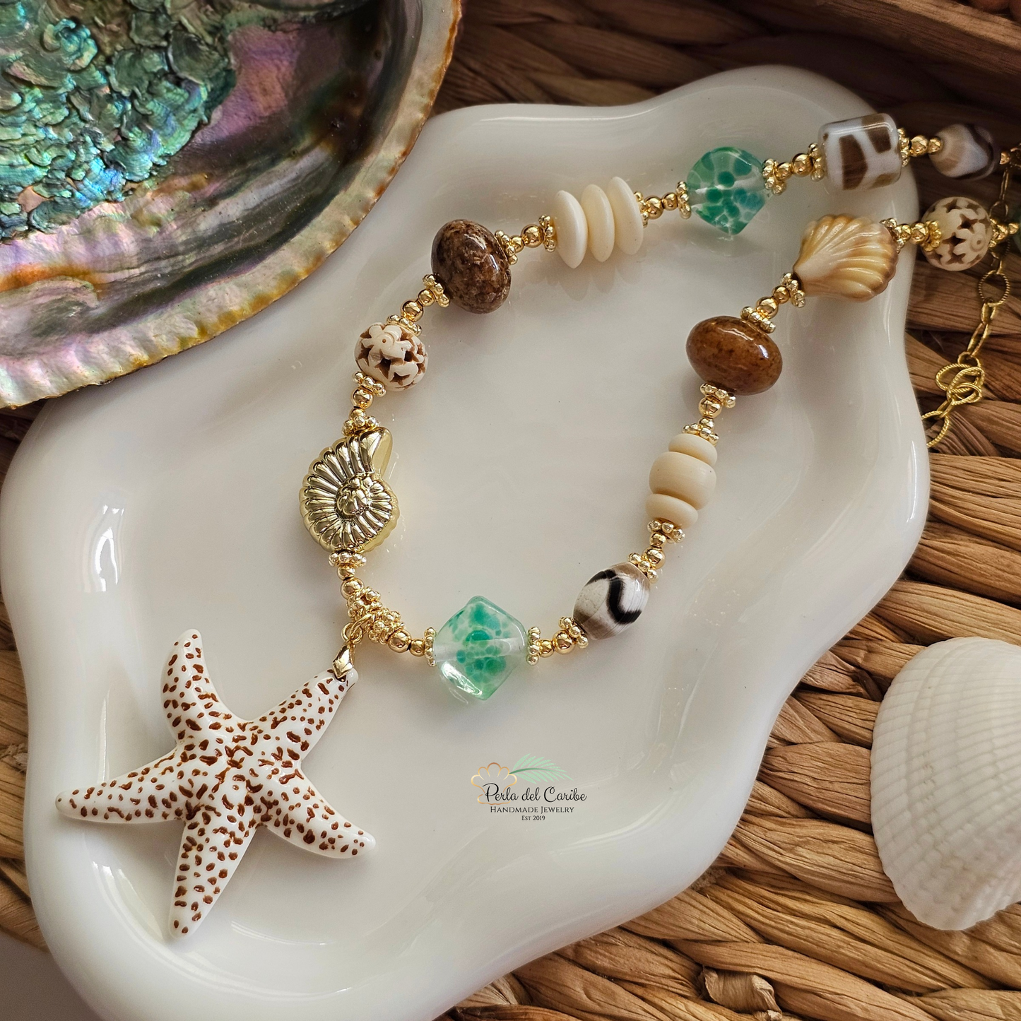 Buyé Necklace