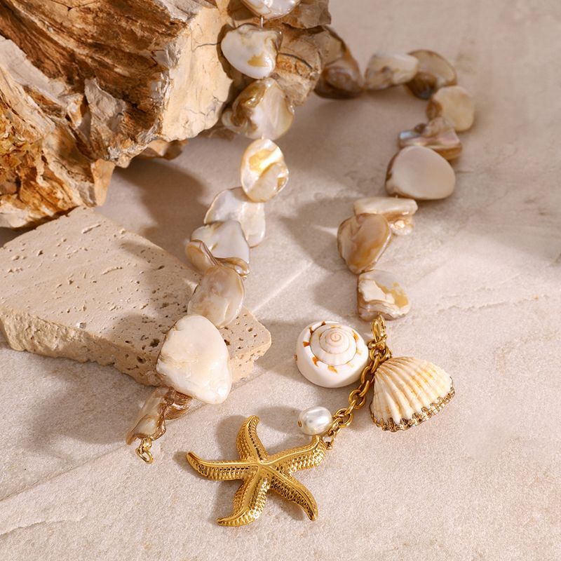Shelly Necklace