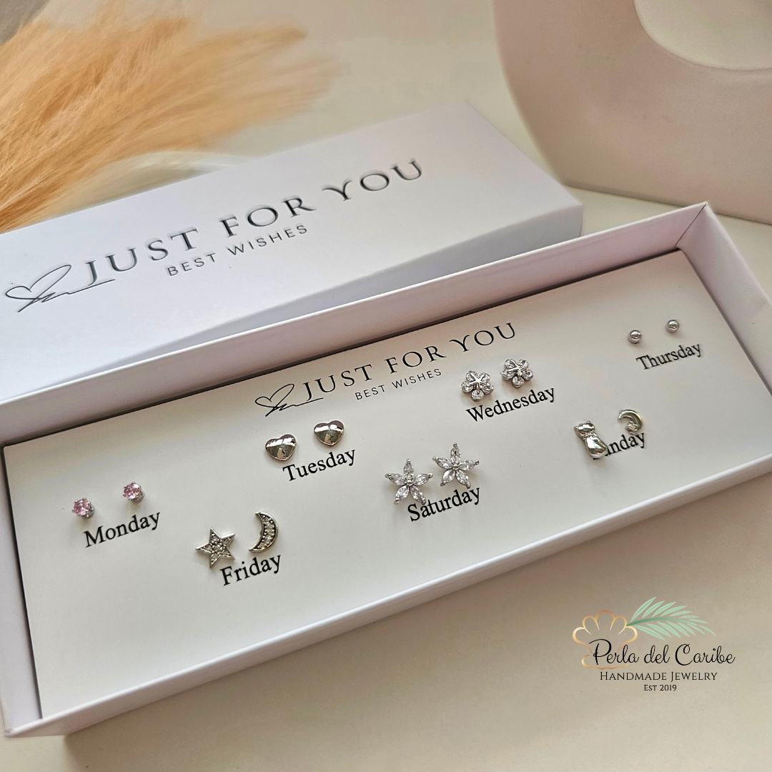 Studs Gift Set