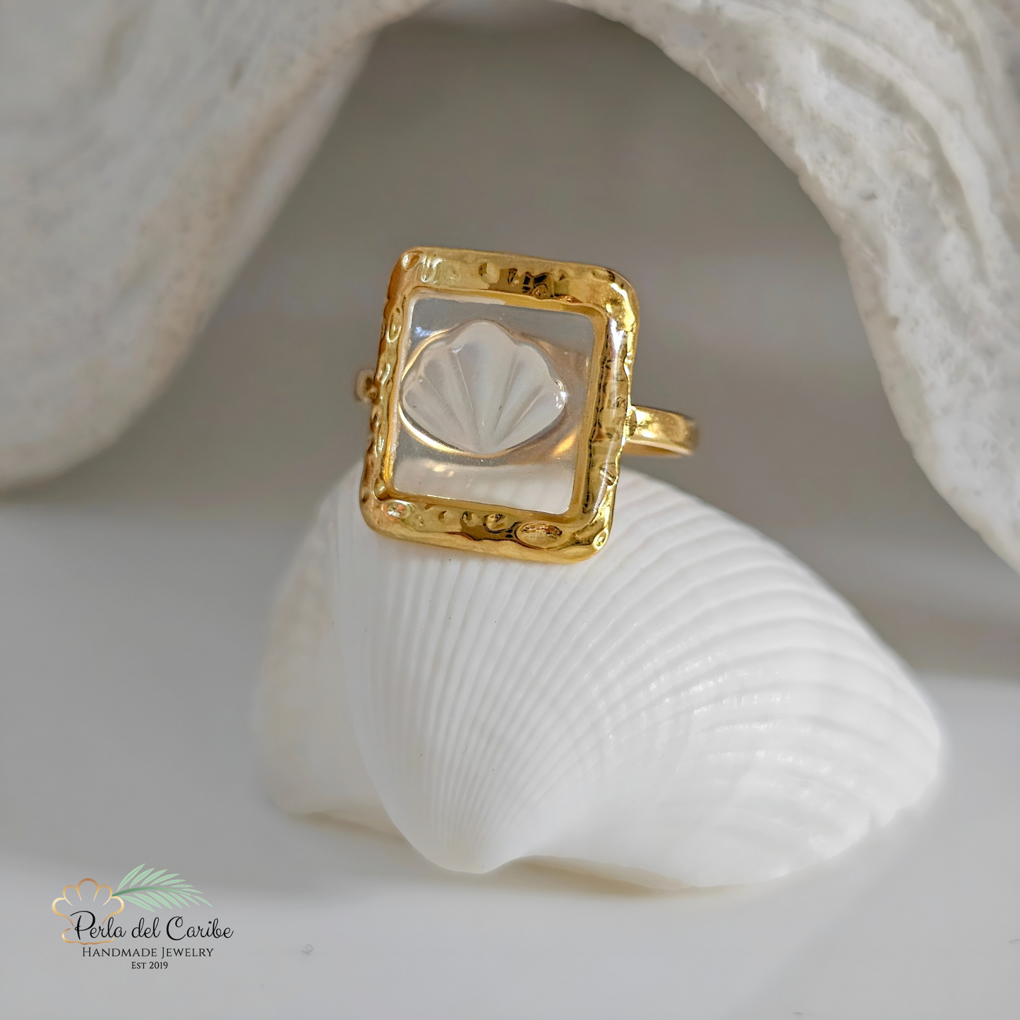 Floating Sea Shell Ring