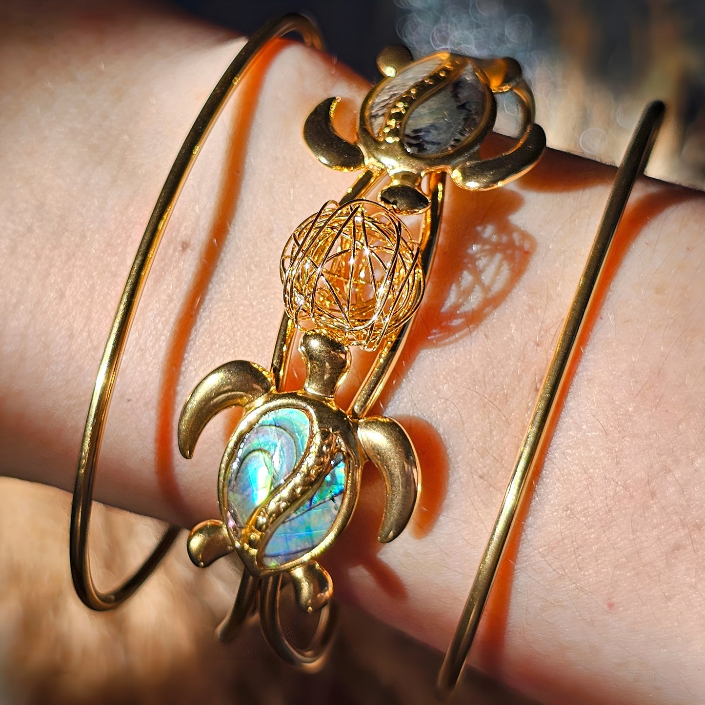 Abalone Shell Sea Turtle Bangle