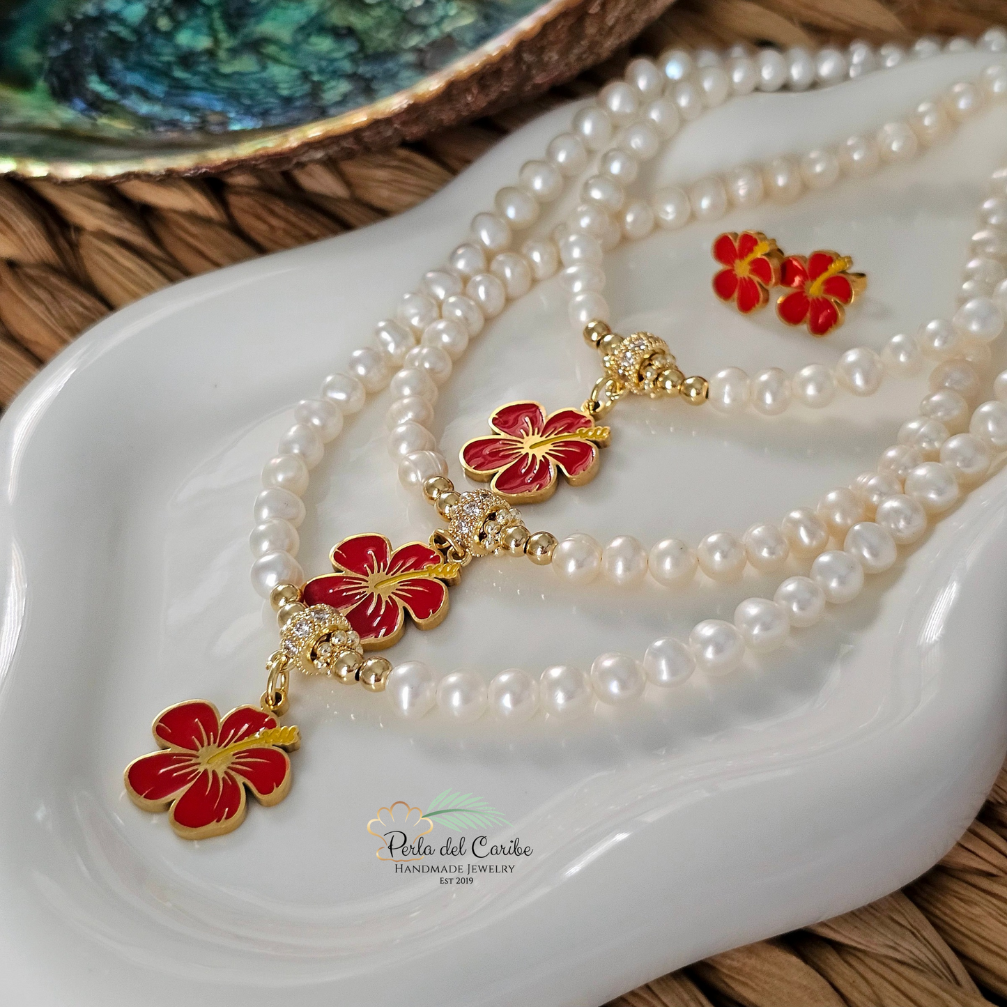 Flor de Maga Pearl Necklace