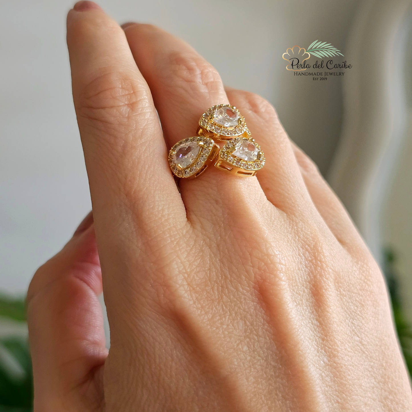 Drop Zirconia Ring