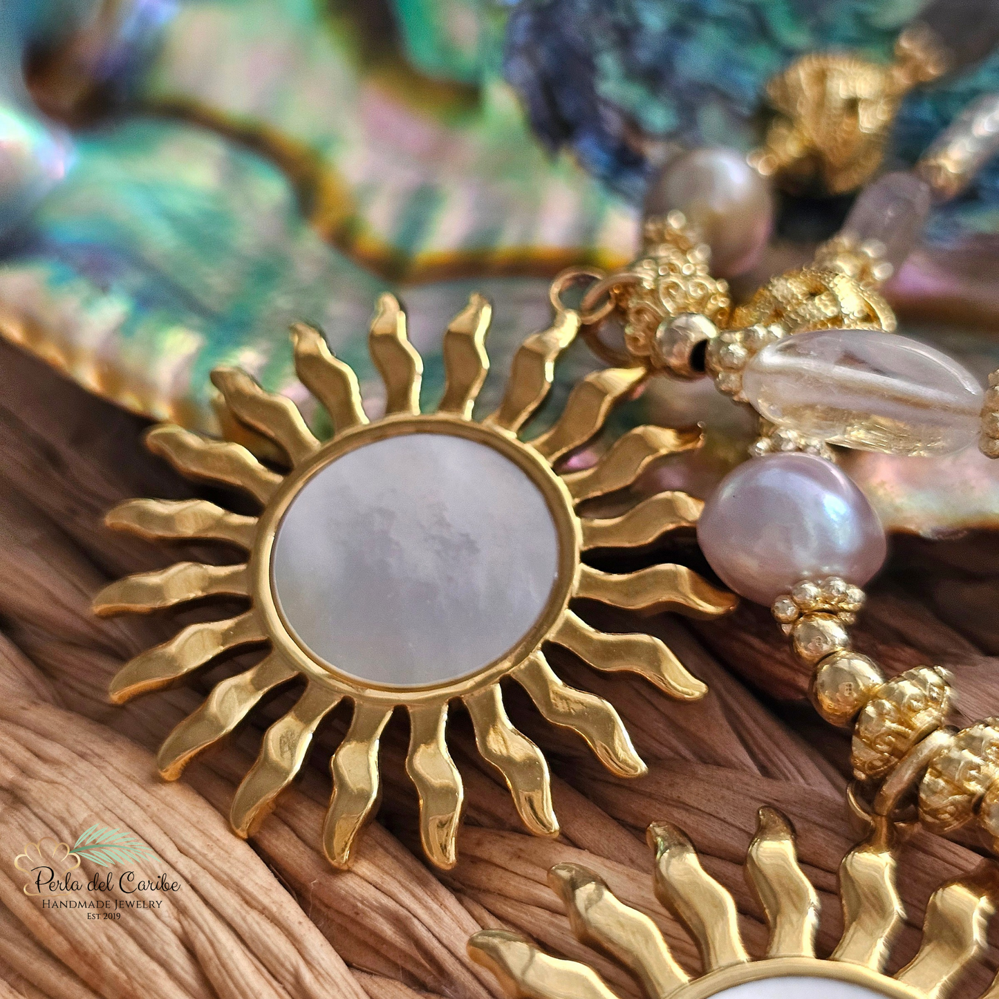 Los Almendros Necklace