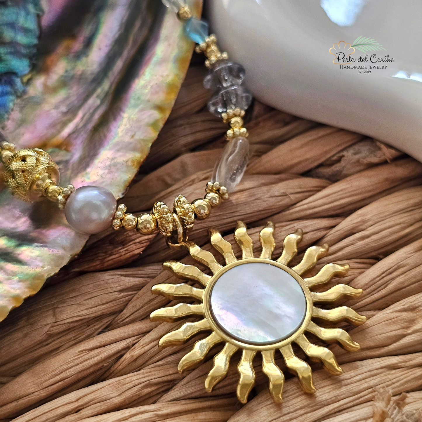Los Almendros Necklace