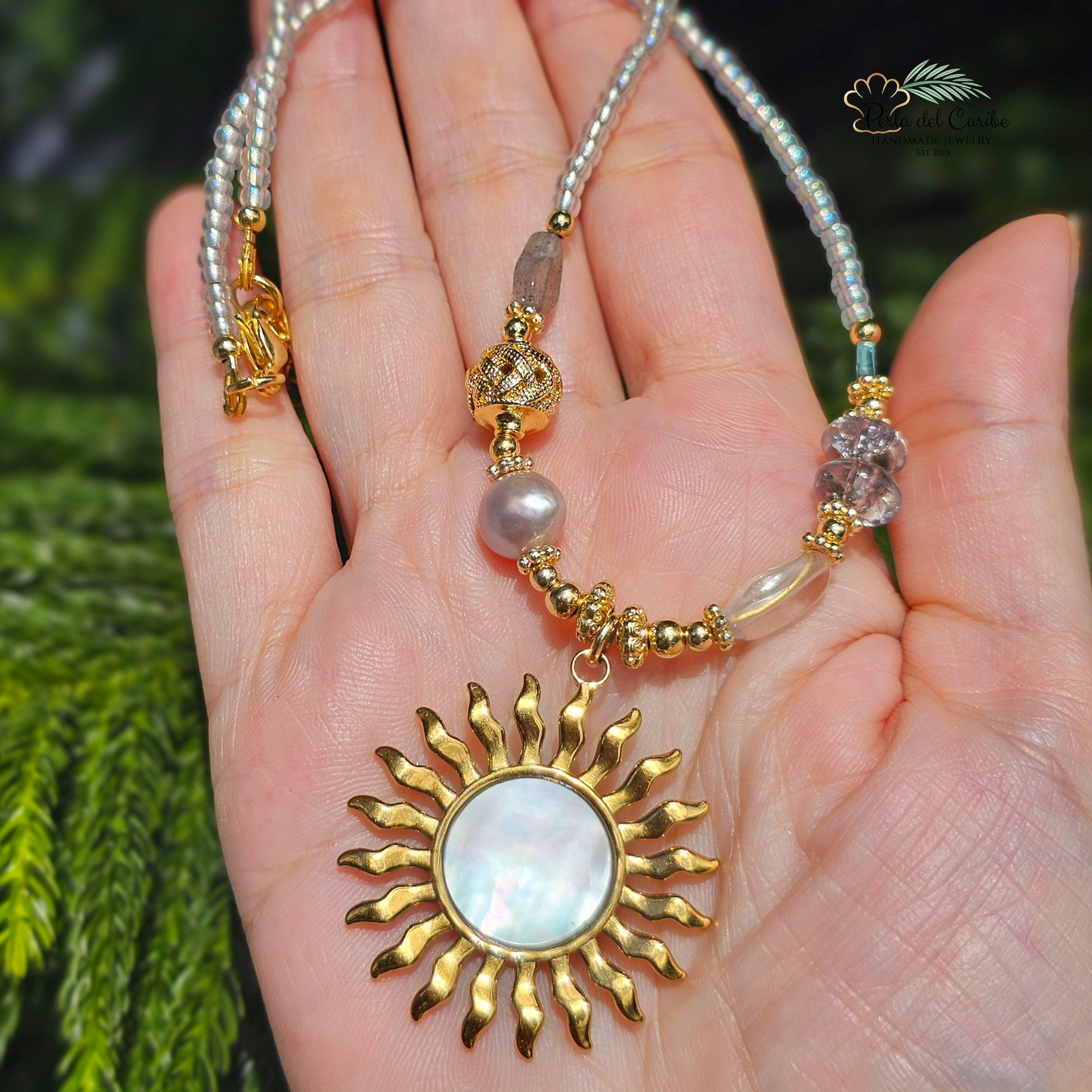 Los Almendros Necklace