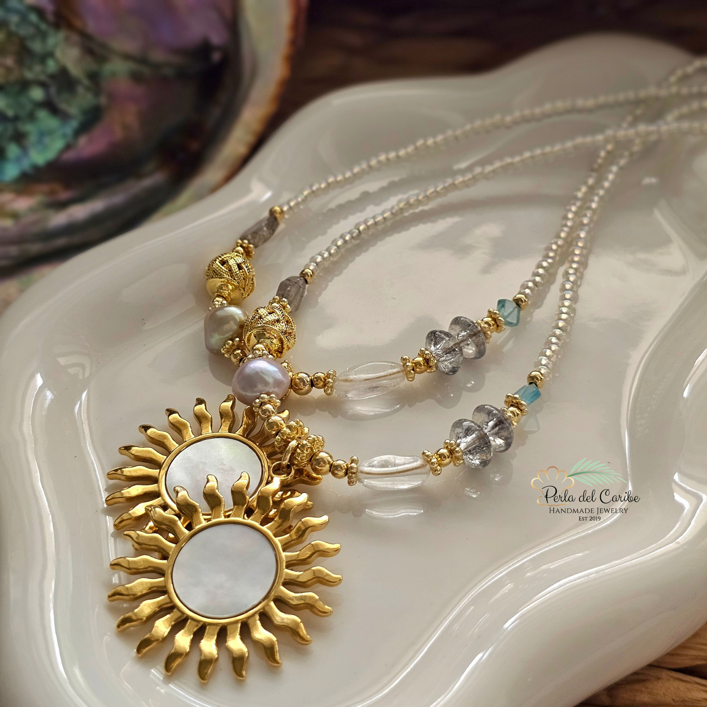 Los Almendros Necklace