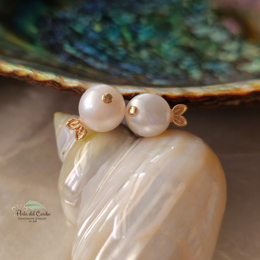 Pearl Fish Studs