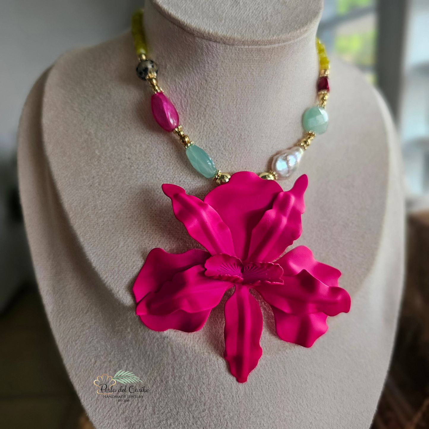 Cattleya Necklace