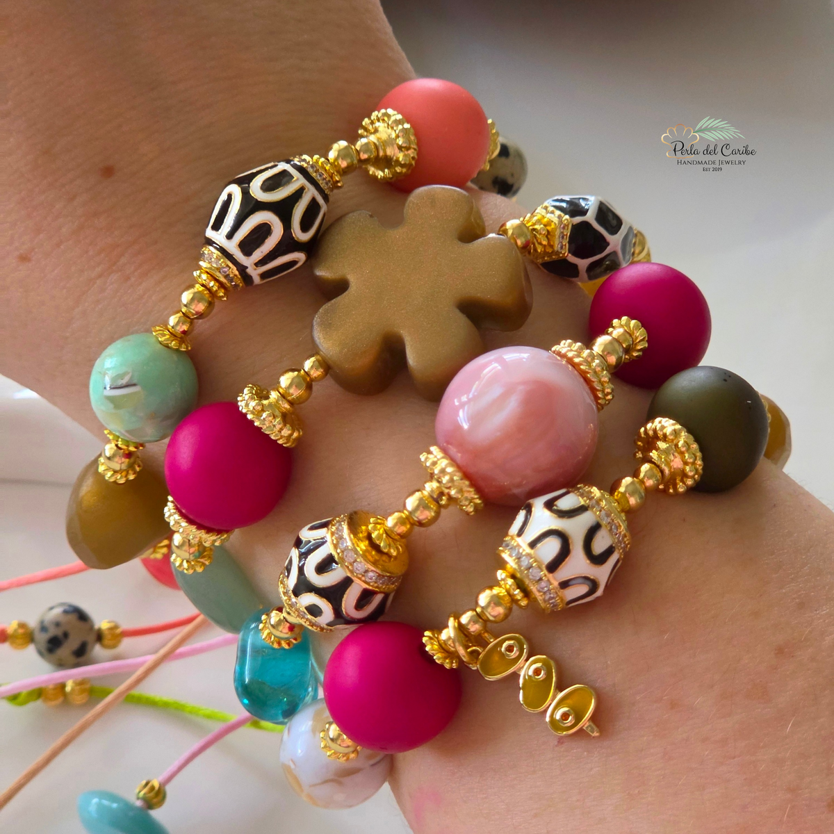 Madre Perla Tibetan Bracelet