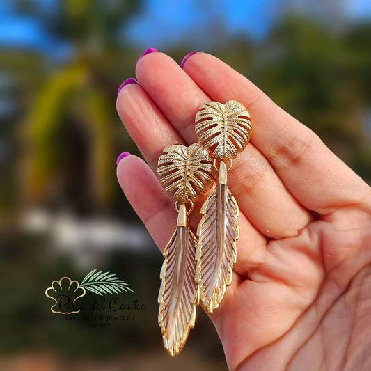 Nacre Monsterra Leaf Earrings