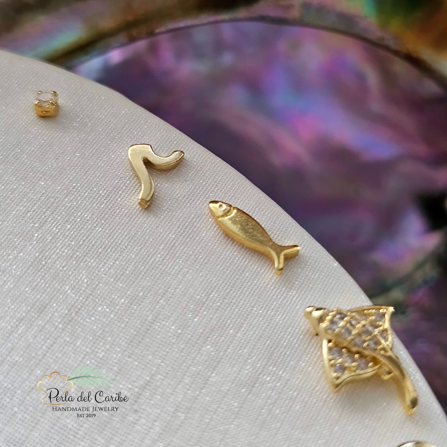 Ocean Studs