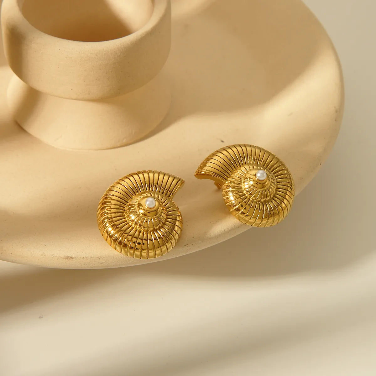 Spiral Studs